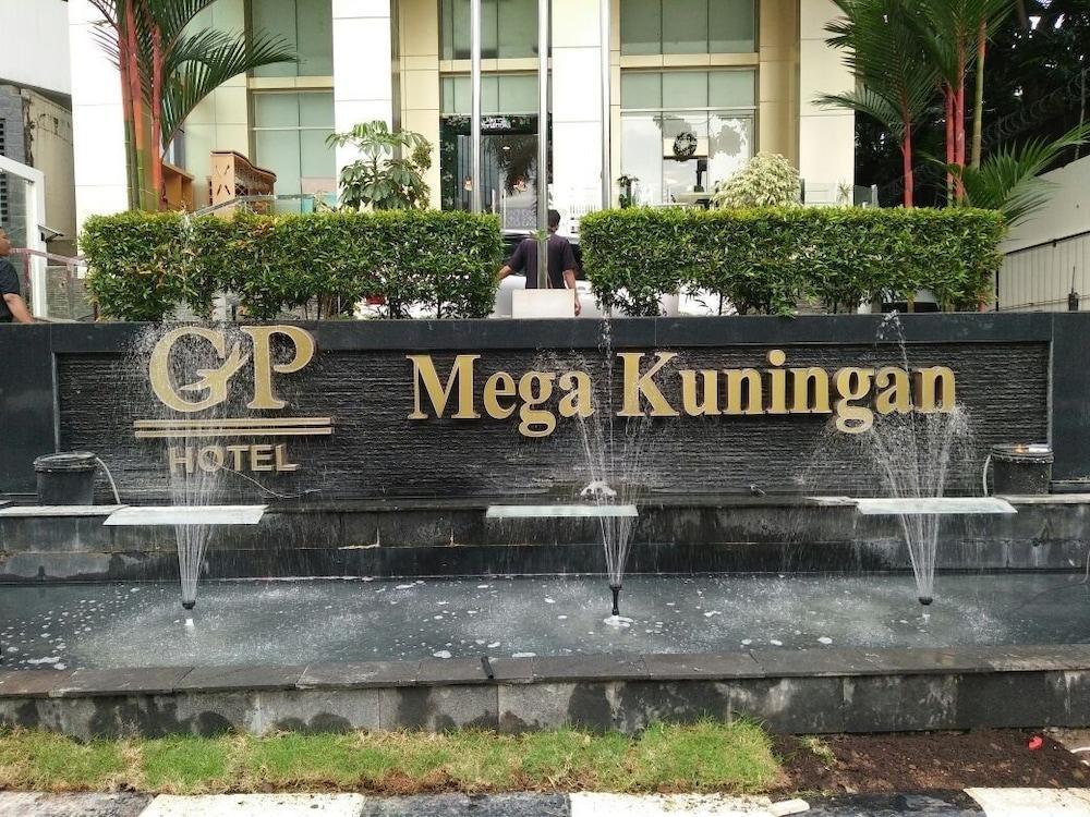 ホテル Gp メガ クニンガン ジャカルタ エクステリア 写真